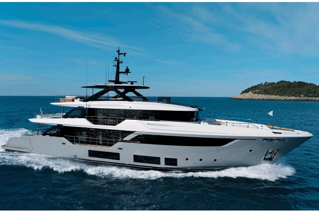 custom line navetta 38