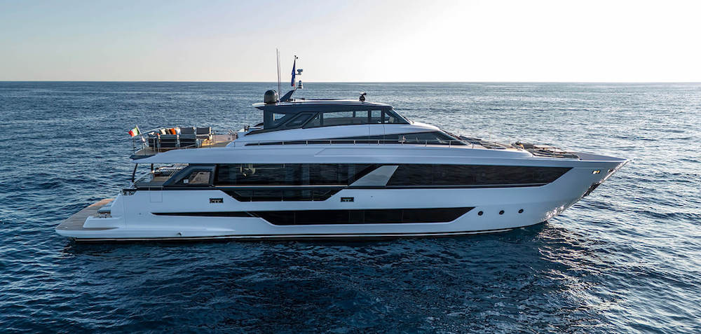 ferretti yachts 1000 skydeck new authorized yacht broker indonesia