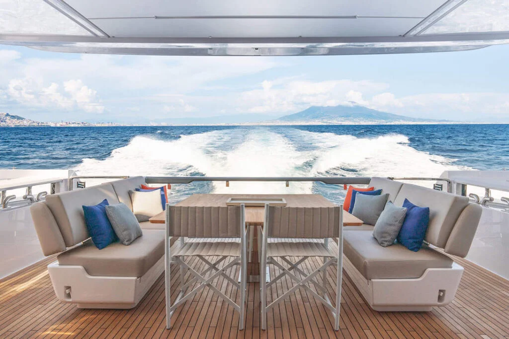 ferretti yachts flybridge 860 cruising authorized yacht broker indonesia 2