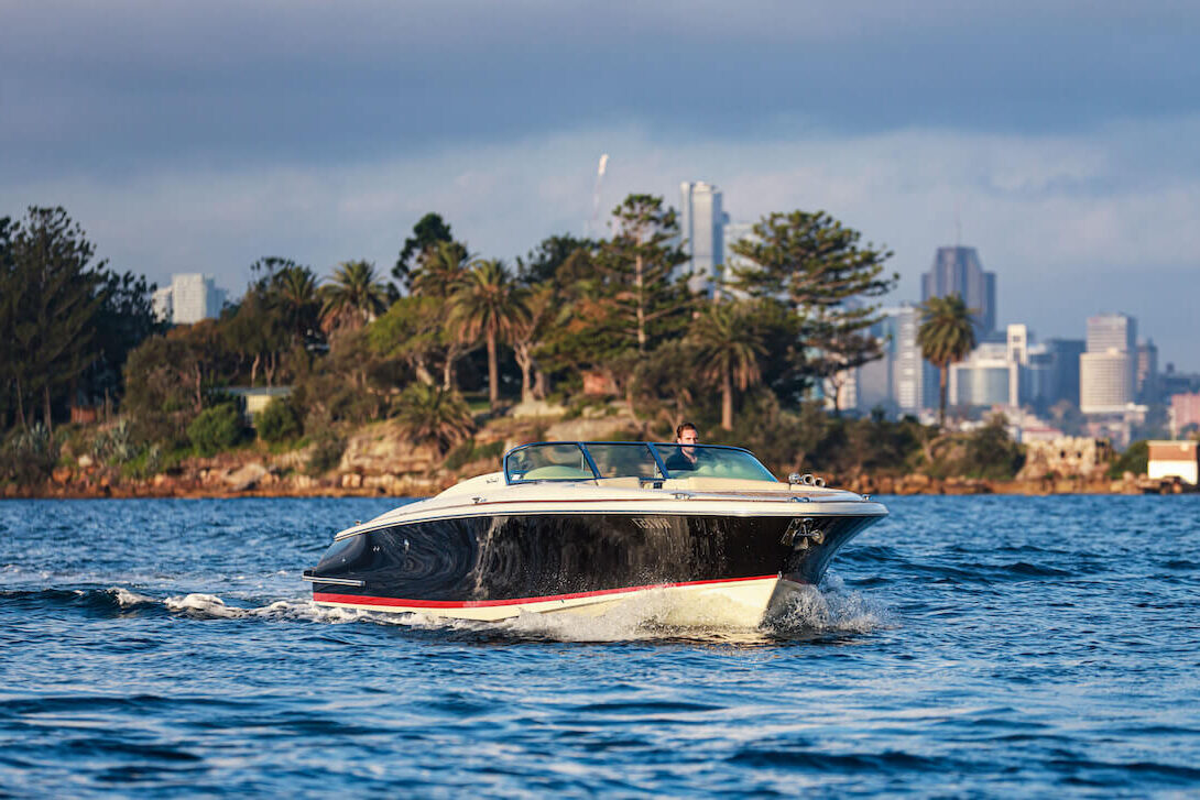 chris craft launch 32 prewoned yacht 2015 exterior front for sale indonesia tenggara marine