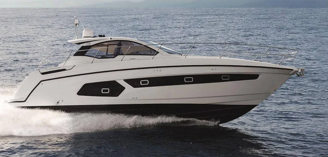 azimut 43 atlantis 2017 prewoned yacht by tenggara marine