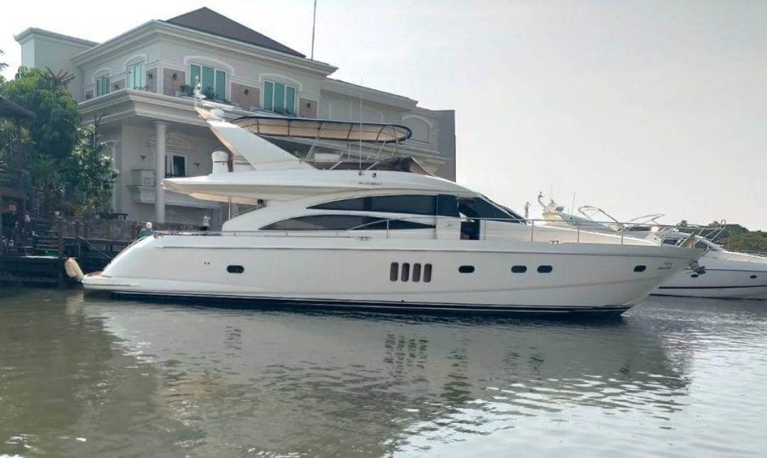 princess 67 2006 1 preowned yacht tenggara marine exterior